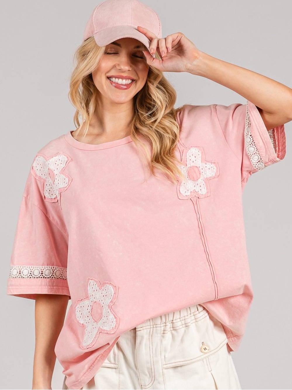 Lace-Appliqué Pink Short Sleeve Tee